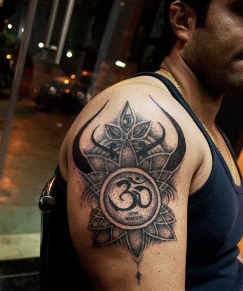 Tattoo Om Symbol