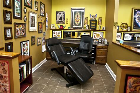 QG Tattoo Studio Commercial Design Tattoo shop