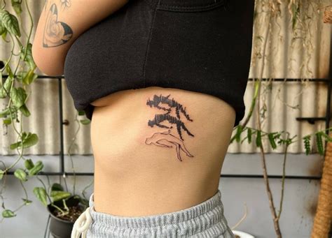 Tattoo Side Female