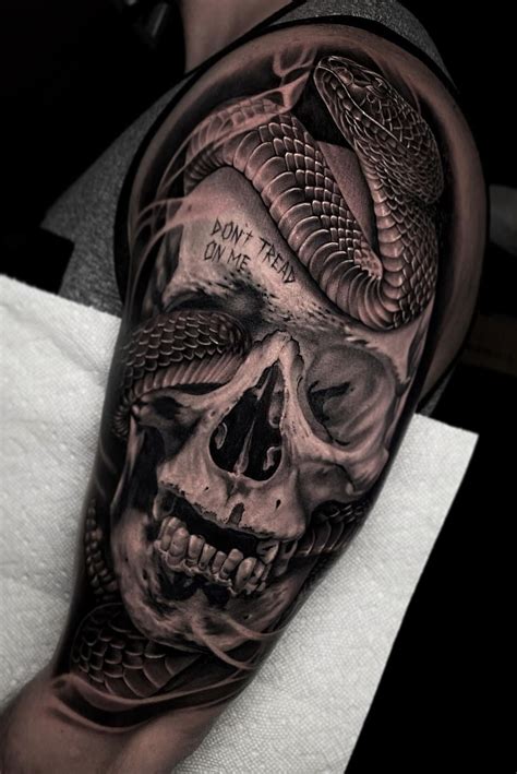 Tattoo Snake Skull