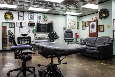 QG Tattoo Studio Commercial Design Tattoo shop