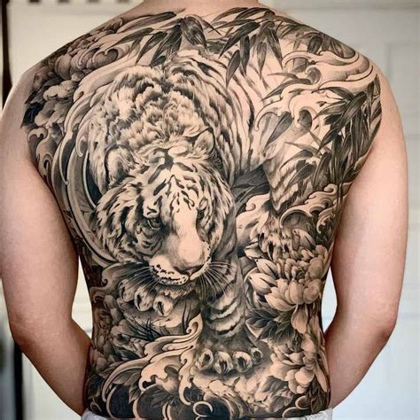 Tattoo Tiger Back