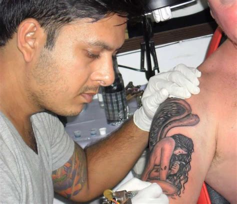Tattoo Training Course where students learning how to make