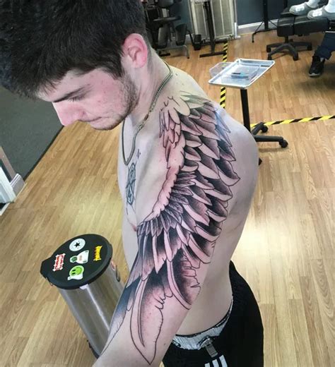 Tattoo Wings Shoulder