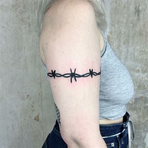 Tattoos Of Barbed Wire
