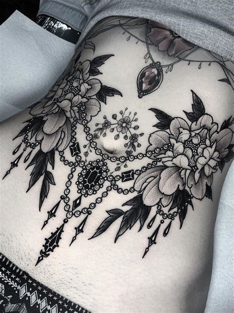 Tattoos On Female Stomach