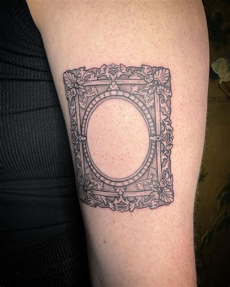Tattoos With Frames