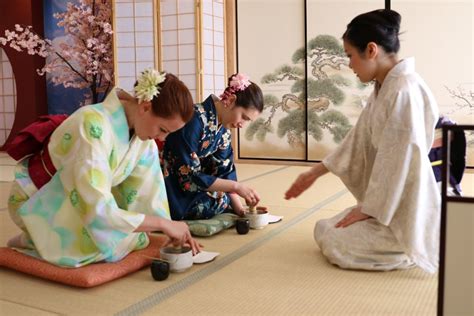 Tea Ceremony Host