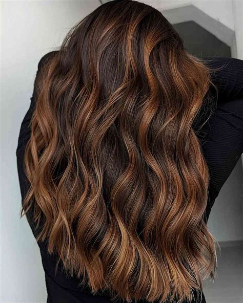 Techniques for Brown Hair Summer Highlights