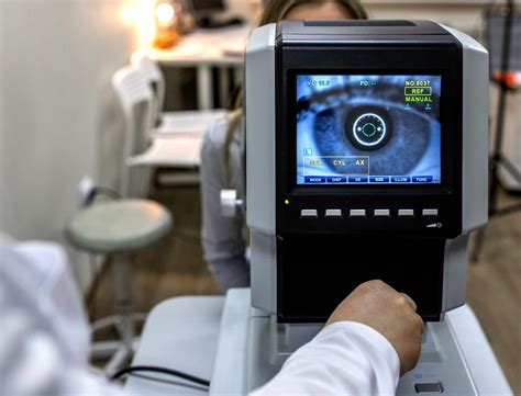 Technology and Comfort: The Modern Optometry Experience
