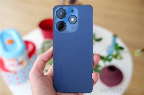 Desain Elegan dan Nyaman Digenggam