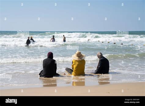 Tel Aviv Dress Code