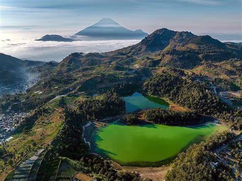 Telaga Warna Dieng