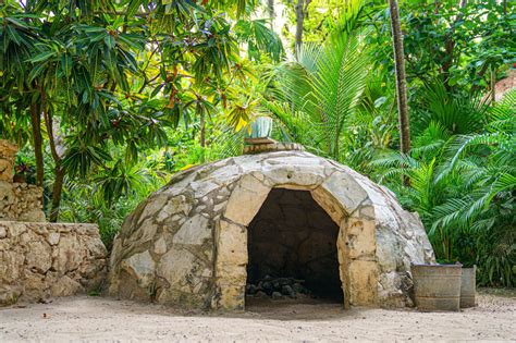Temazcal Interior
