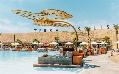 Terra Solis poolside relaxation