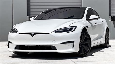 Tesla Model S Plaid 0 60