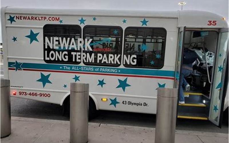 Testimonials From Travelers Who Saved With Newark Airport Long-Term Parking Promo Codes