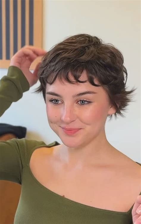 Textured & Playful Pixie