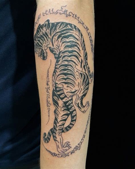 BT Tattoo Thailand Bangkok Bamboo tattoo, Tattoos, Tiger