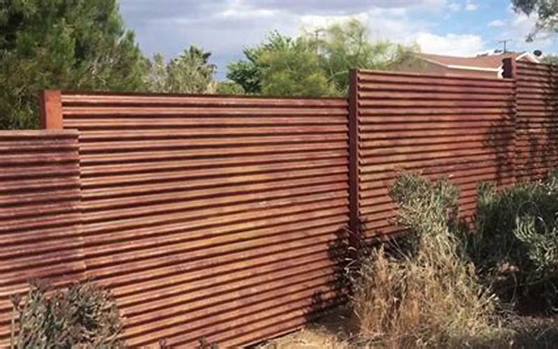 The Beauty And Durability Of A Rust Colored Privacy Fence