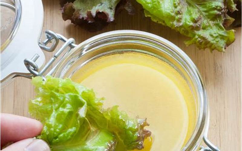 The Benefits Of Homemade Salad Dressings