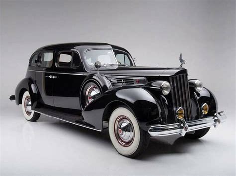 The First Car To Have A Built-In Air Conditioner Was The 1939 Packard