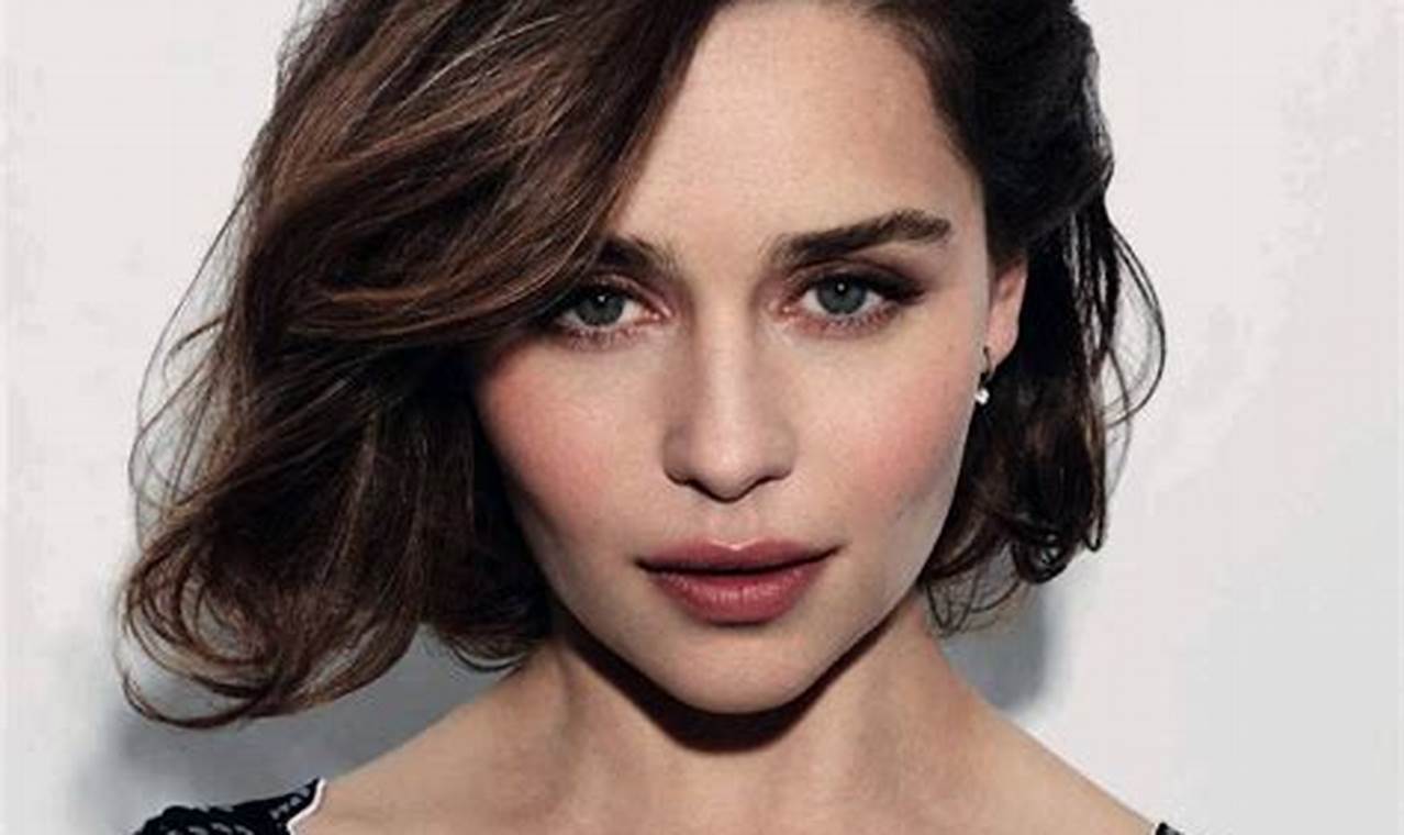 The Benefits of Emilia Clarke's Short Hair