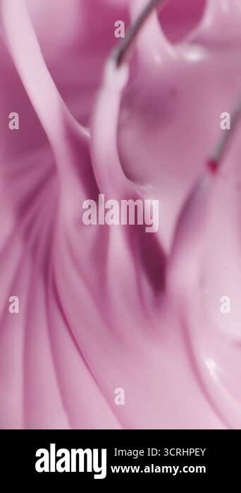 The Blending Process: Getting that Smooth Texture