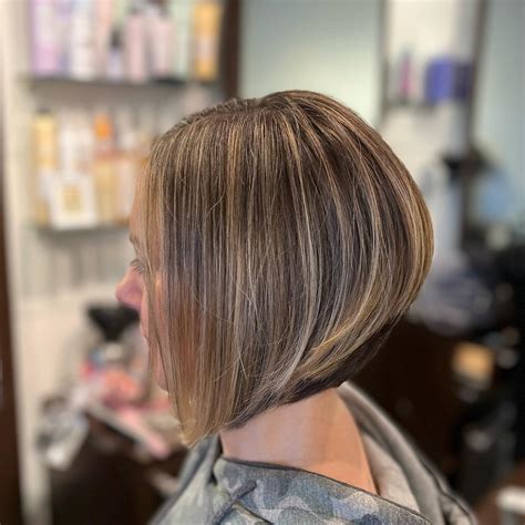 The Classic Stacked Bob