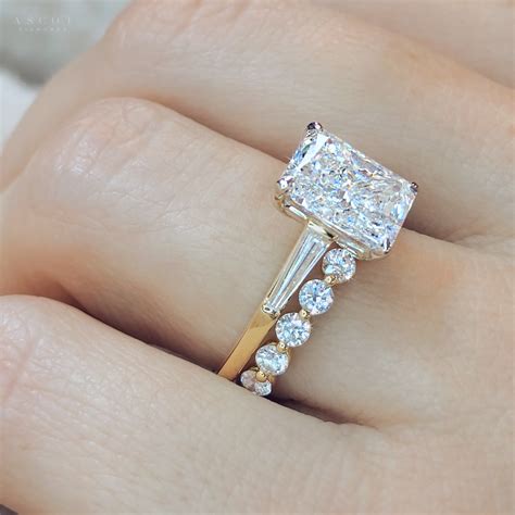 The Concerns Surrounding Your Diamond Engagement Ring