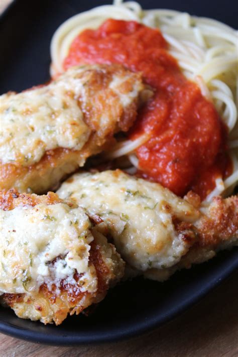 The Delicious Components of Perfect Chicken Parmesan