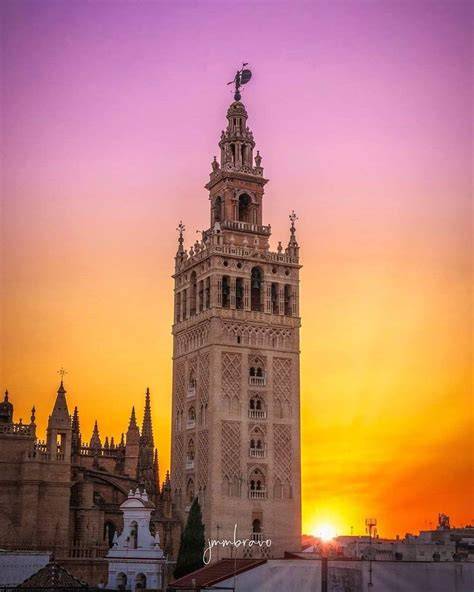 The Giralda