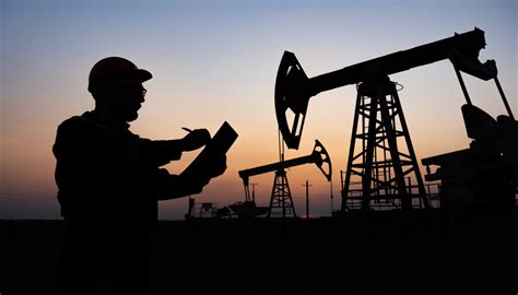 The Importance of Hiring an Oil Field Injury Lawyer for Your Claim