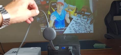 The Main Problem With Connecting a Chromecast to a Projector