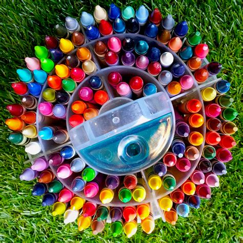 The Making of Crayon C: Ingredients and Process