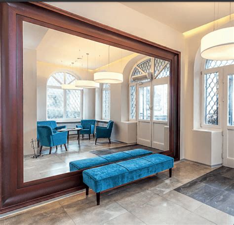 The Power of Mirrors in Interior Design