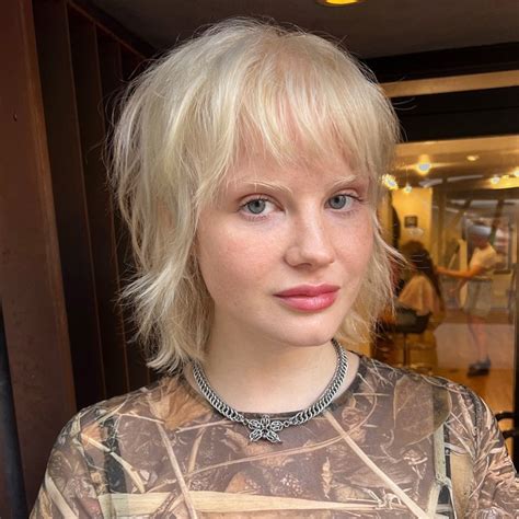 The Shaggy Textured Bob