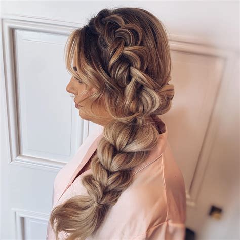 The Side-Swept Fishtail