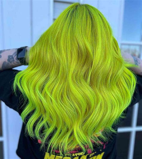 The Step-by-Step Guide to Perfect Neon Yellow Hair