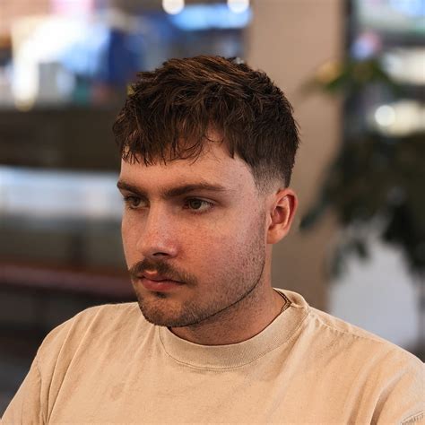 The Textured Crop: Low Maintenance, High Style