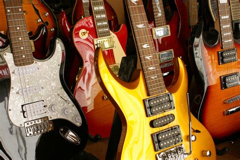 The Top 10 Iconic Guitars Used By Rock Legends