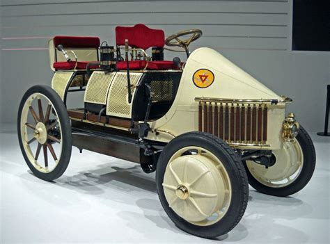 The First Car With A Hybrid Engine Was The 1900 Lohner-Porsche Mixte
Hybrid