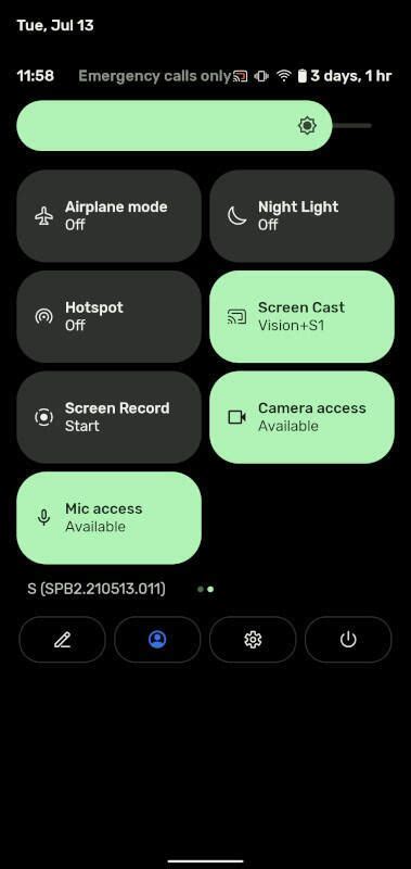 The mic and camera kill switches