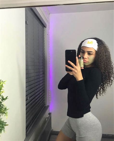 Discover the Beauty of Thick, Radiant Naked Light Skin