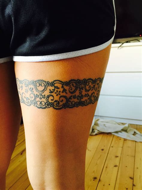 Pin by Emily Pavey on Tattoo & piercings Thigh piece