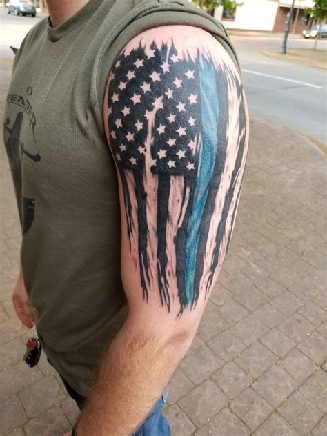 Modish Thin Blue Line Tattoos en 2020