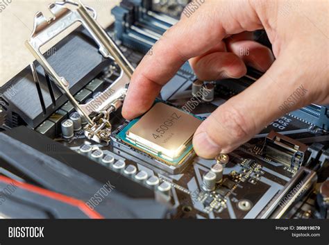 Things to Remember Before Installing the Processor
