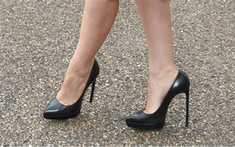 Think High Heels: The Pros and Cons of Wearing High Heels
