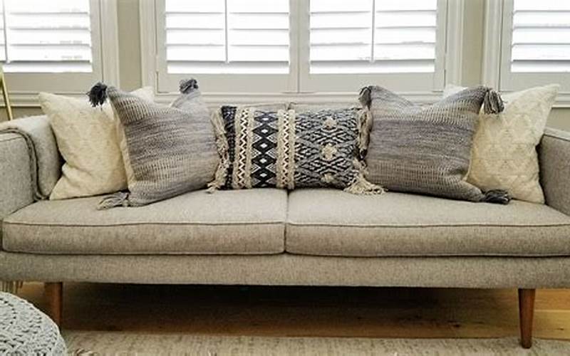 Throw Pillows On Couch