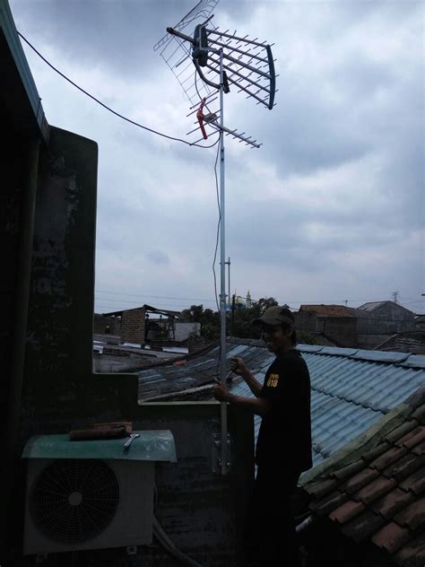 Tiang Antena 10 Meter